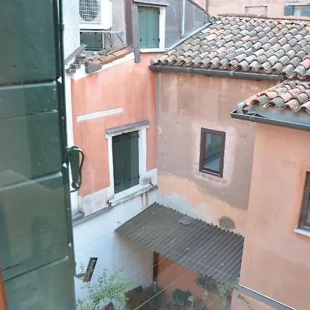Casa Di Sam, * Benátky